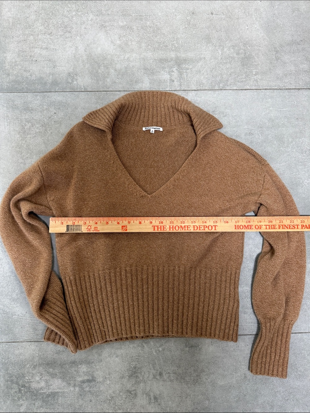 Reformation Cashmere Camel V-Neck Collared Cropped Sweater - Picture 5 of 7